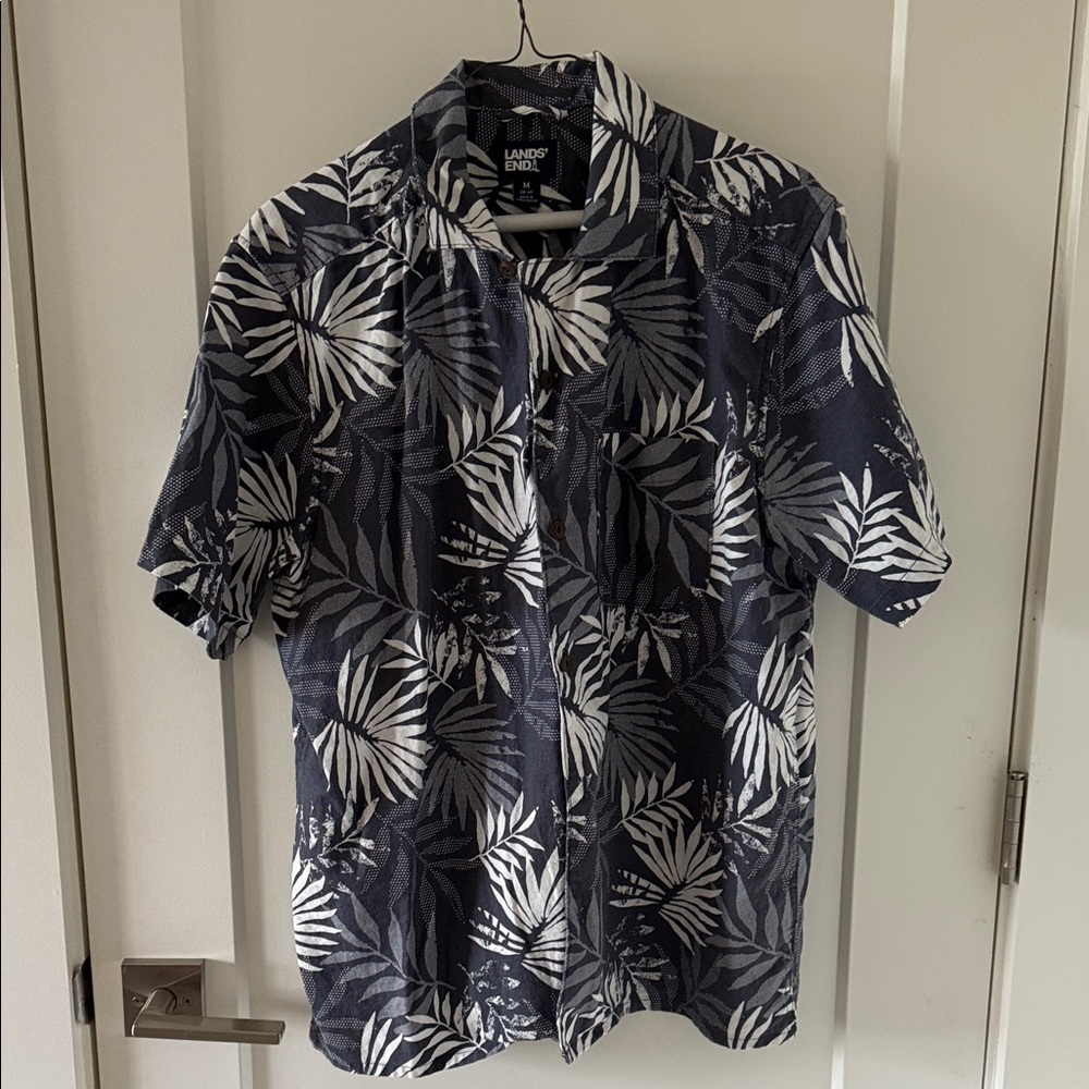 Lands' End Men's Dark Blue Tropical Leaf Shirt